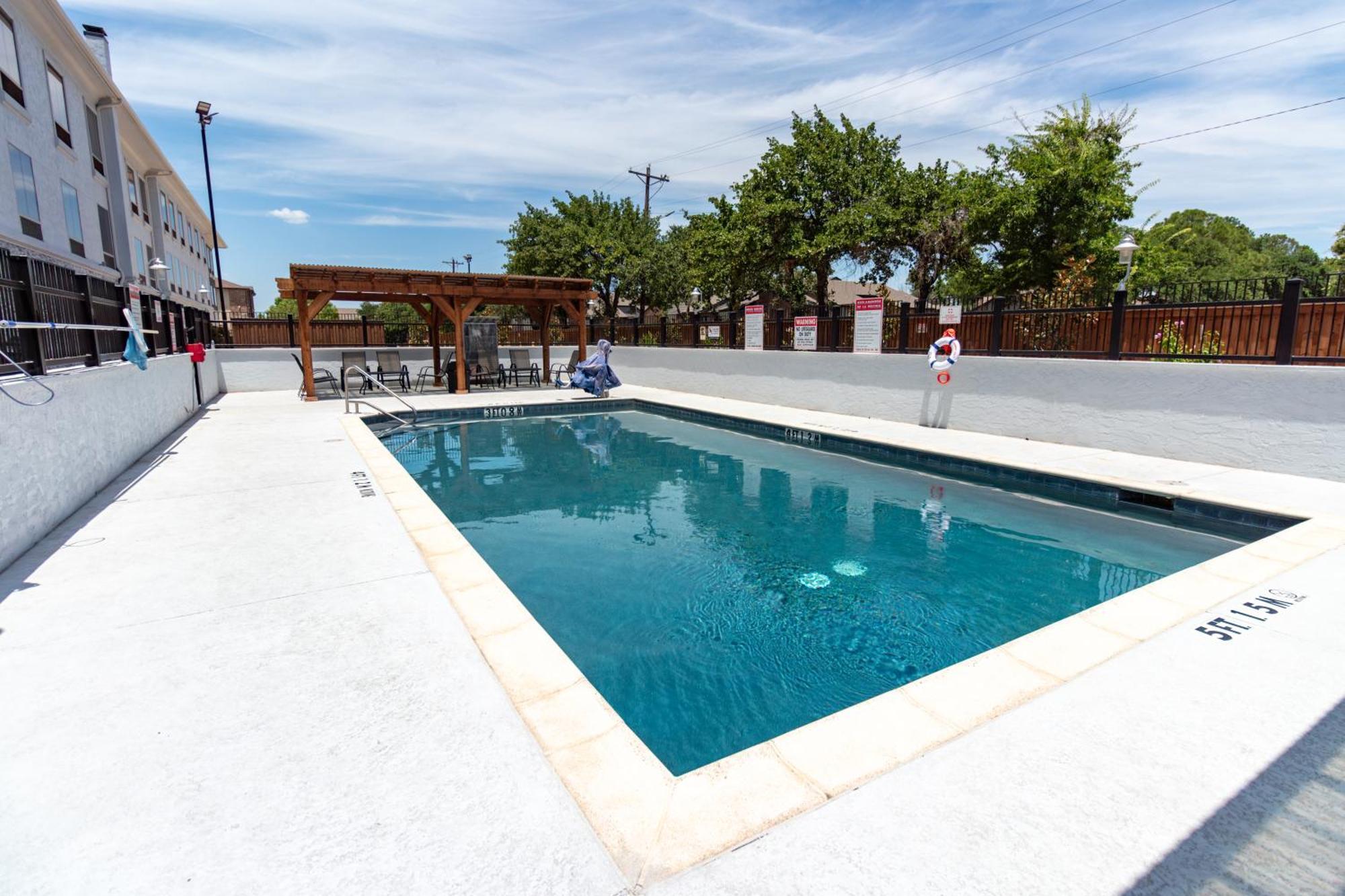 Hampton Inn & Suites דנטון מראה חיצוני תמונה