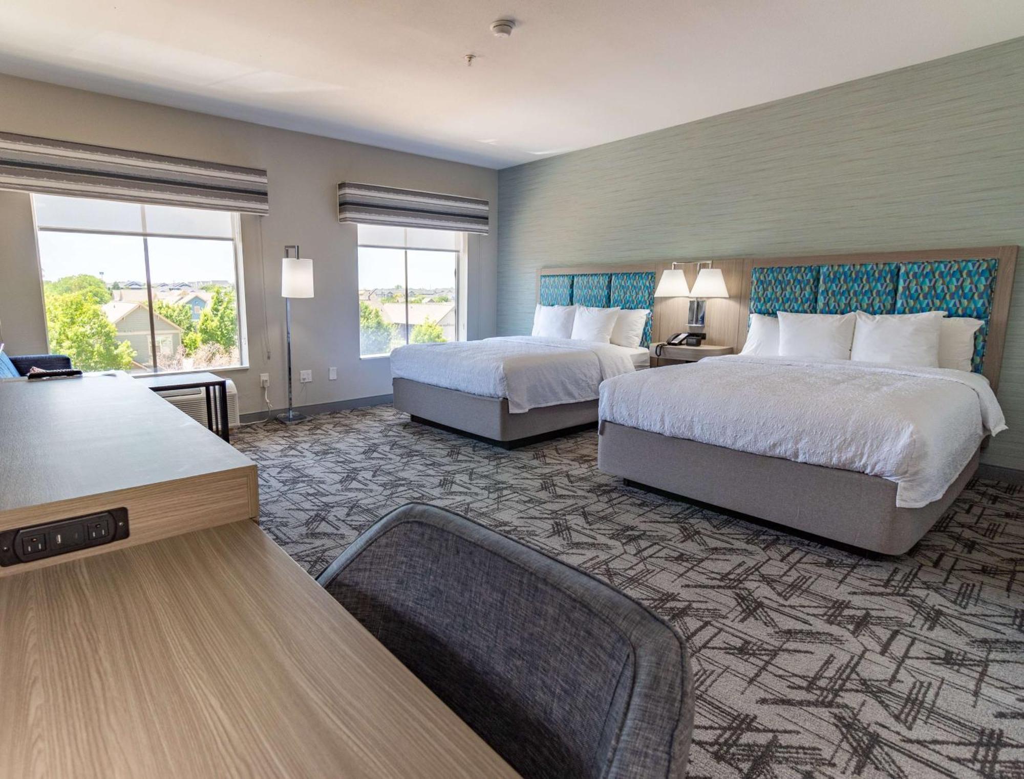 Hampton Inn & Suites דנטון מראה חיצוני תמונה